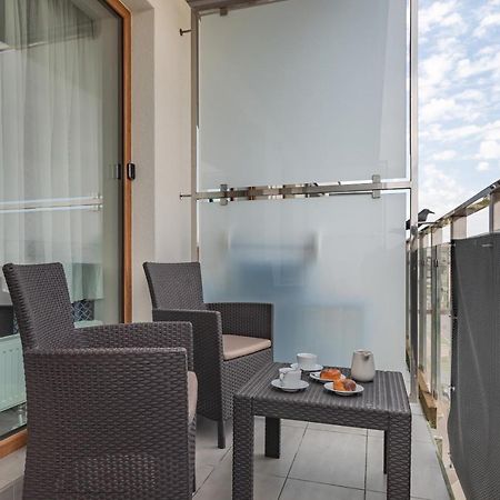 Apartamenty Osiedle Bursztynowe III By Noclegi Renters Kolobrzeg Ngoại thất bức ảnh